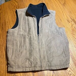 Johnston & Murphy Vest Check Measurements in photo